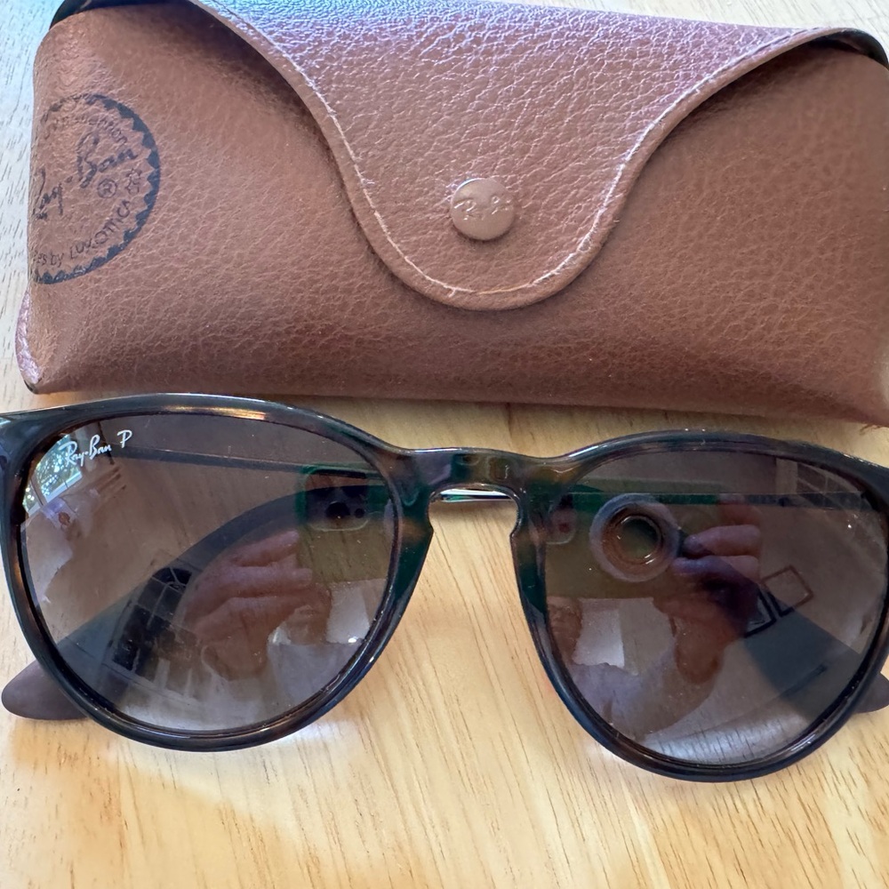 Ray-Ban Brown Sunglasses with Leather Case